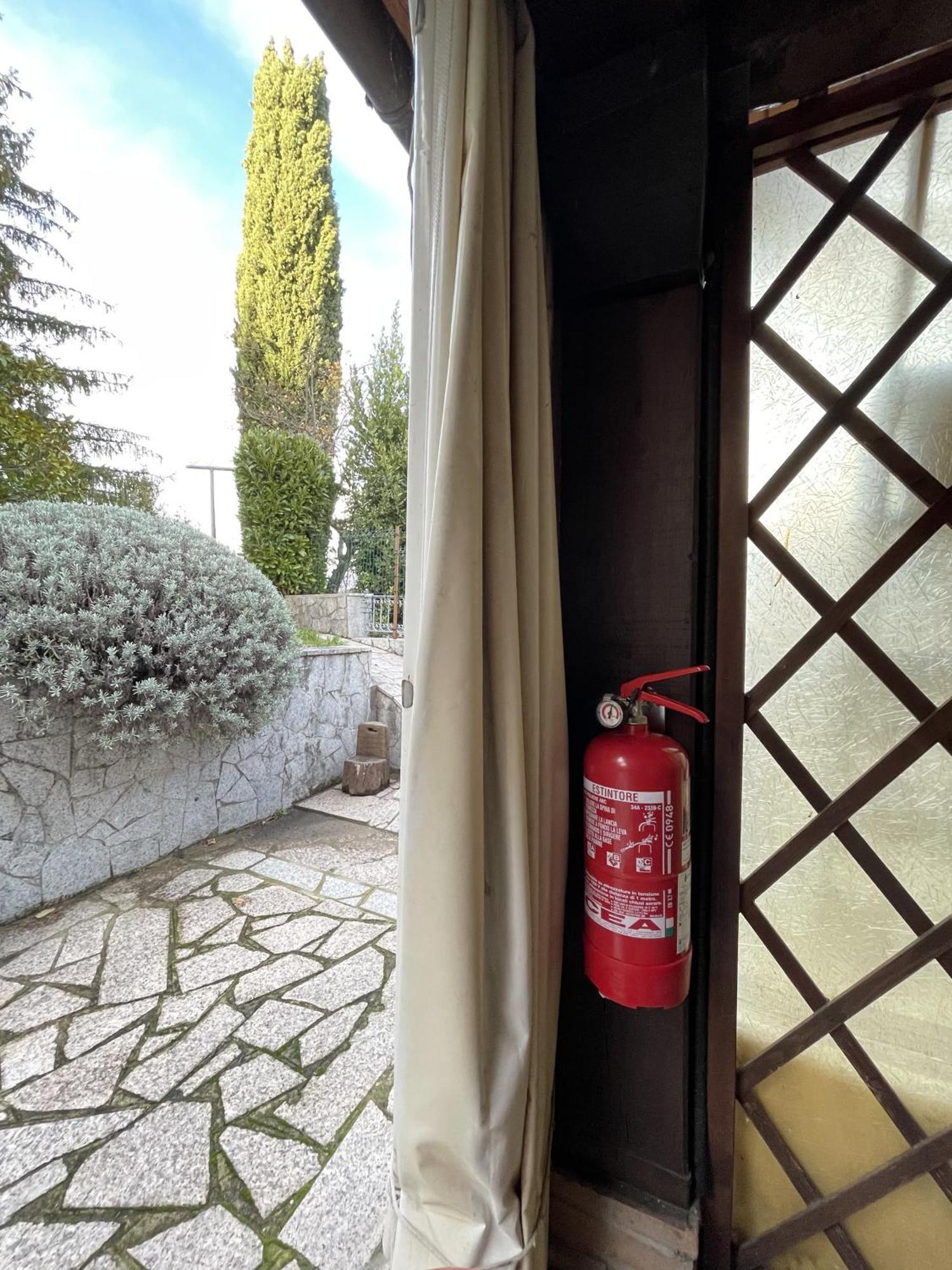 Mazzetti Country House-Vita In Campagna Con Giardino Vimignano-Chiesa Buitenkant foto